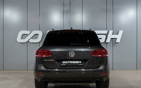 Volkswagen Touareg III, 2012 год, 2 599 000 рублей, 4 фотография