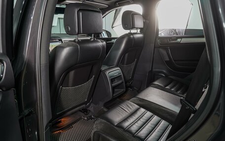 Volkswagen Touareg III, 2012 год, 2 599 000 рублей, 11 фотография