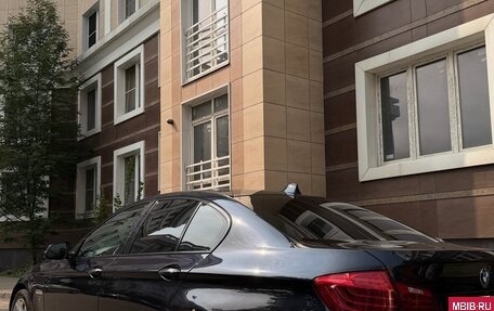 BMW 5 серия, 2016 год, 1 800 000 рублей, 4 фотография