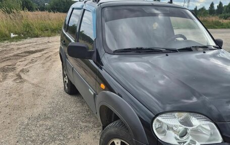 Chevrolet Niva I рестайлинг, 2010 год, 330 000 рублей, 2 фотография