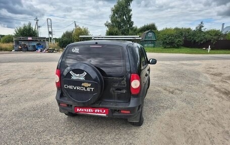 Chevrolet Niva I рестайлинг, 2010 год, 330 000 рублей, 10 фотография