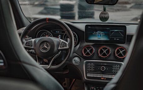 Mercedes-Benz GLA AMG, 2018 год, 3 200 000 рублей, 12 фотография