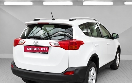 Toyota RAV4, 2014 год, 1 490 000 рублей, 4 фотография