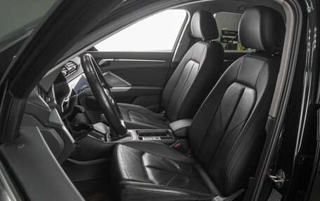 Audi Q3, 2019 год, 2 999 000 рублей, 14 фотография