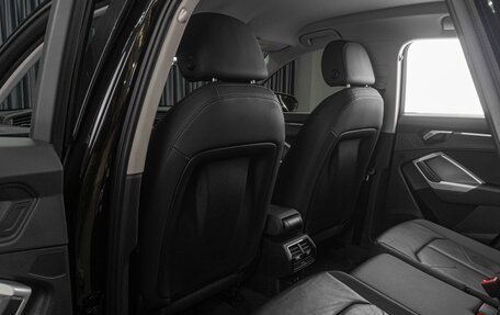 Audi Q3, 2019 год, 2 999 000 рублей, 15 фотография