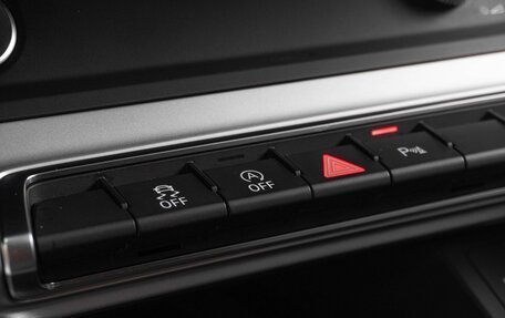 Audi Q3, 2019 год, 2 999 000 рублей, 22 фотография