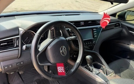 Toyota Camry, 2018 год, 2 350 000 рублей, 12 фотография