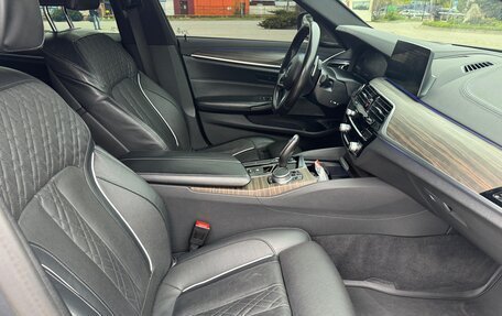 BMW 5 серия, 2020 год, 3 899 999 рублей, 6 фотография