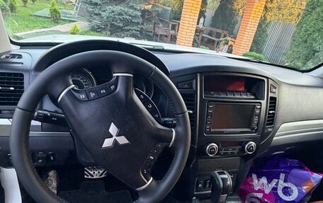 Mitsubishi Pajero IV, 2012 год, 2 430 000 рублей, 7 фотография