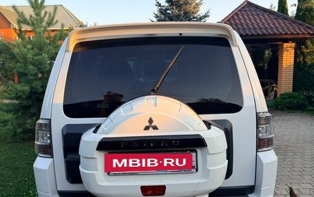 Mitsubishi Pajero IV, 2012 год, 2 430 000 рублей, 4 фотография