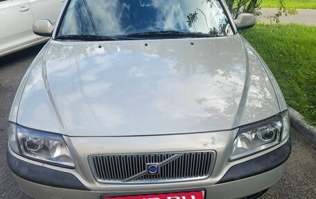 Volvo S80 II рестайлинг 2, 2002 год, 250 000 рублей, 1 фотография