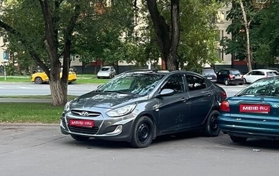 Hyundai Solaris II рестайлинг, 2013 год, 585 000 рублей, 1 фотография