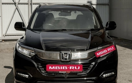 Honda Vezel, 2019 год, 2 050 000 рублей, 2 фотография