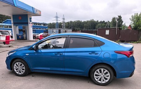 Hyundai Solaris II рестайлинг, 2019 год, 1 300 000 рублей, 3 фотография
