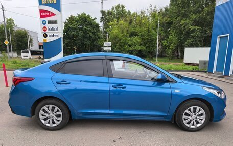 Hyundai Solaris II рестайлинг, 2019 год, 1 300 000 рублей, 4 фотография