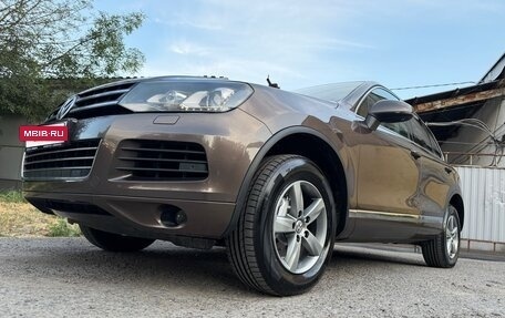 Volkswagen Touareg III, 2011 год, 1 640 000 рублей, 8 фотография