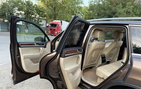 Volkswagen Touareg III, 2011 год, 1 640 000 рублей, 36 фотография