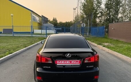 Lexus IS II рестайлинг 2, 2009 год, 1 600 000 рублей, 9 фотография