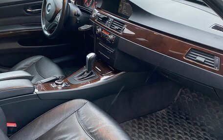 BMW 3 серия, 2011 год, 1 199 000 рублей, 15 фотография