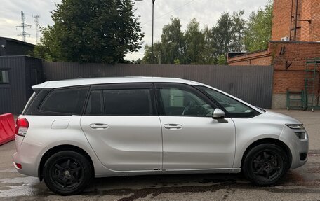 Citroen C4 Picasso II рестайлинг, 2014 год, 1 100 000 рублей, 3 фотография