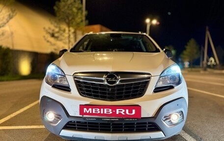 Opel Mokka I, 2015 год, 1 350 000 рублей, 2 фотография