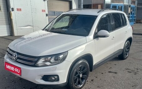 Volkswagen Tiguan I, 2012 год, 1 211 000 рублей, 2 фотография