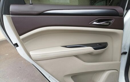 Cadillac SRX II рестайлинг, 2014 год, 1 250 000 рублей, 8 фотография