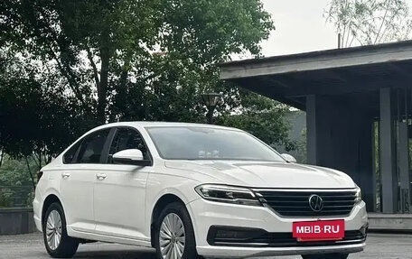 Volkswagen Lavida, 2022 год, 1 104 000 рублей, 2 фотография