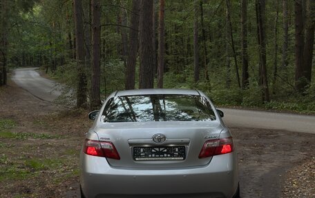 Toyota Camry, 2009 год, 1 150 000 рублей, 2 фотография