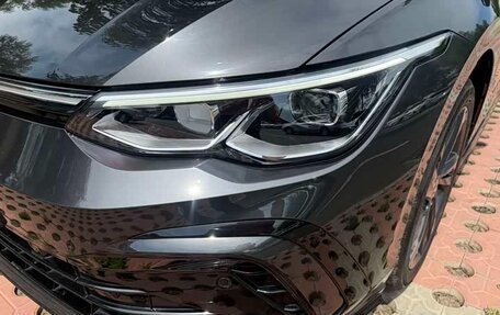 Volkswagen Golf VIII, 2023 год, 1 730 000 рублей, 3 фотография