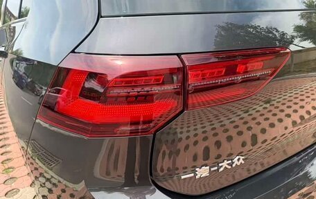 Volkswagen Golf VIII, 2023 год, 1 730 000 рублей, 7 фотография