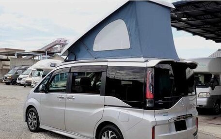 Honda Stepwgn IV, 2017 год, 1 420 000 рублей, 5 фотография