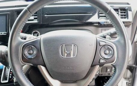 Honda Stepwgn IV, 2017 год, 1 420 000 рублей, 9 фотография