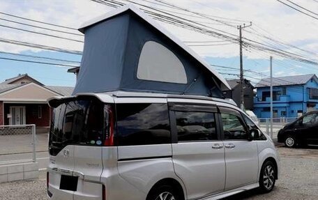 Honda Stepwgn IV, 2017 год, 1 420 000 рублей, 4 фотография
