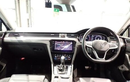 Volkswagen Passat B8 рестайлинг, 2022 год, 2 088 700 рублей, 11 фотография