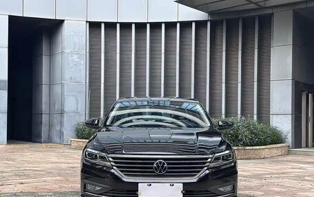 Volkswagen Lavida, 2022 год, 1 058 000 рублей, 2 фотография