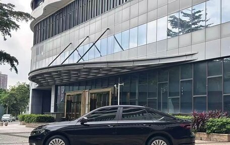 Volkswagen Lavida, 2022 год, 1 058 000 рублей, 9 фотография