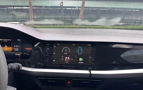 Volkswagen Lavida, 2022 год, 1 058 000 рублей, 14 фотография