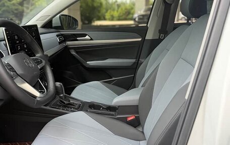 Volkswagen Lavida, 2023 год, 1 123 000 рублей, 10 фотография
