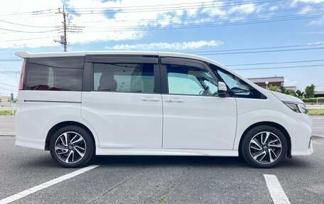 Honda Stepwgn IV, 2021 год, 2 038 000 рублей, 2 фотография