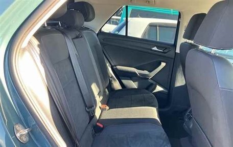 Volkswagen T-Roc I, 2023 год, 1 499 000 рублей, 9 фотография