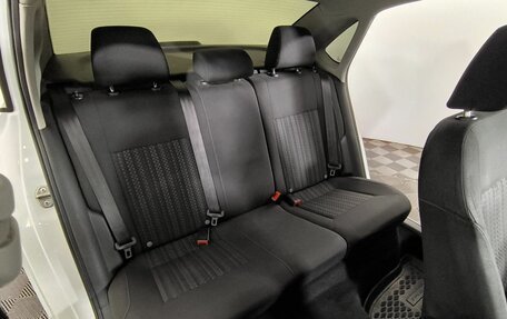 Volkswagen Polo VI (EU Market), 2015 год, 750 000 рублей, 13 фотография