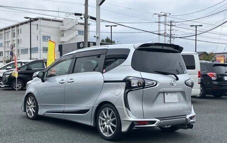 Toyota Sienta II, 2022 год, 1 086 000 рублей, 5 фотография