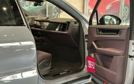 Porsche Cayenne III, 2026 год, 23 900 000 рублей, 16 фотография