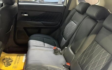 Mitsubishi Outlander III рестайлинг 3, 2021 год, 1 786 020 рублей, 12 фотография
