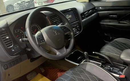 Mitsubishi Outlander III рестайлинг 3, 2021 год, 1 786 020 рублей, 17 фотография