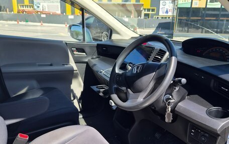 Honda Freed I, 2010 год, 650 000 рублей, 10 фотография