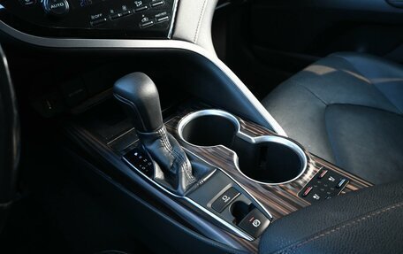 Toyota Camry, 2018 год, 2 489 000 рублей, 25 фотография