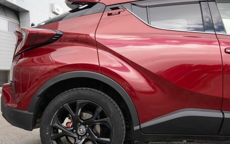 Toyota C-HR I рестайлинг, 2019 год, 1 877 000 рублей, 9 фотография