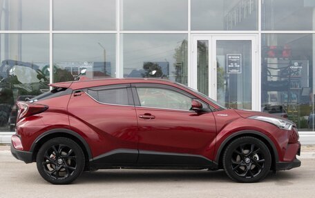 Toyota C-HR I рестайлинг, 2019 год, 1 877 000 рублей, 5 фотография